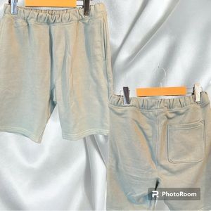 H&M men’s sweat shorts size extra small